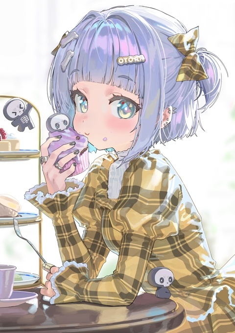 夜乃くろむ