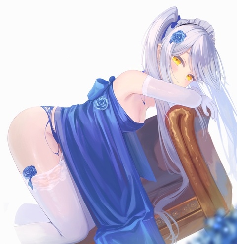 青